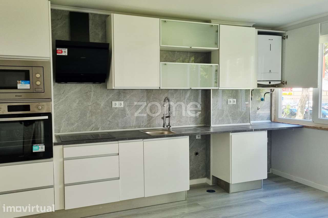 Apartamento T2 Remodelado em Oeiras - Grande imagem: 2/15