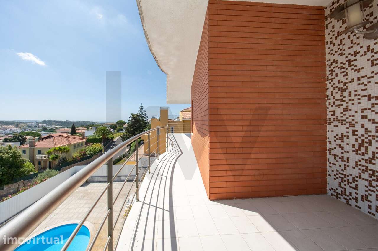 Moradia com piscina de água salgada na Quinta da Moura - Oeiras - Grande imagem: 5/60