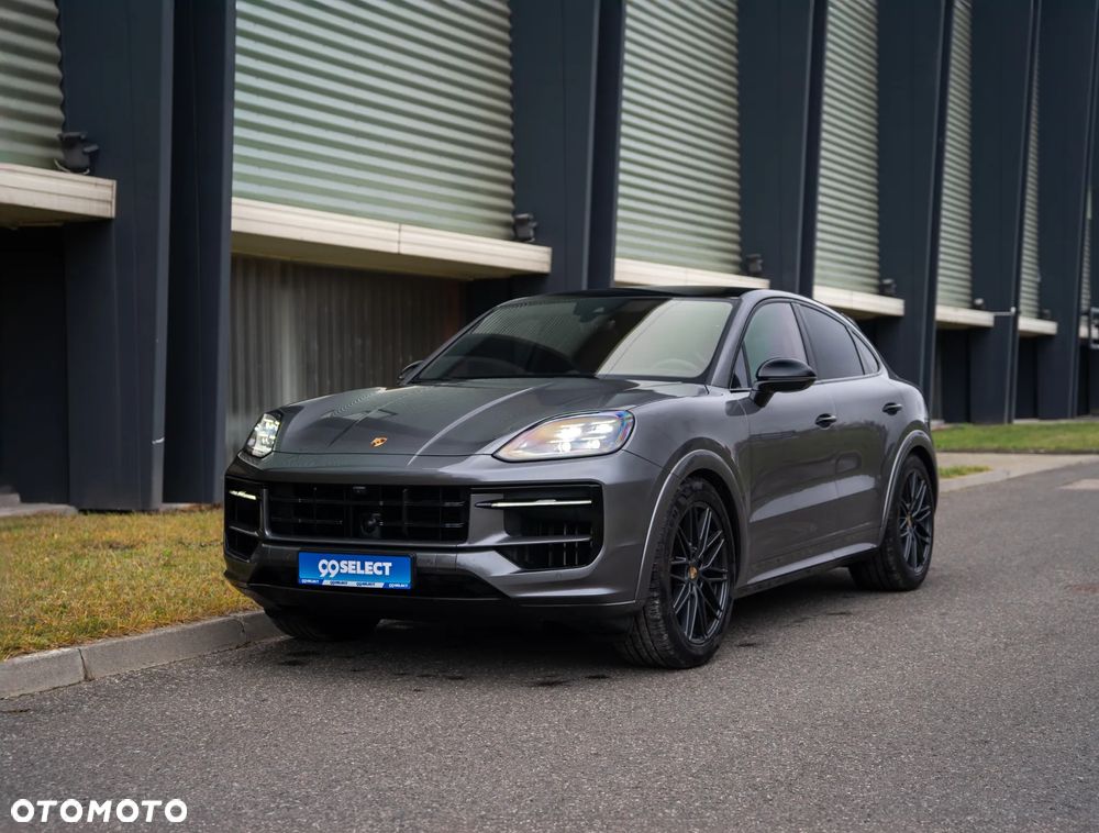 Porsche Cayenne - 1