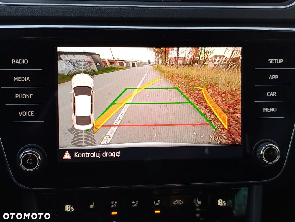 Skoda Superb 2.0 TDI Ambition - 31