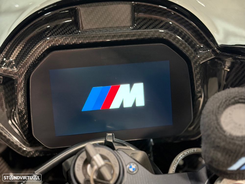 BMW M 1000 RR - 13