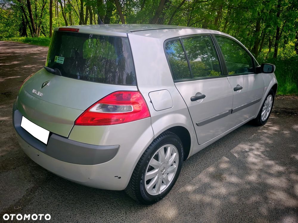 Renault Megane 1.4 16V Expression - 9