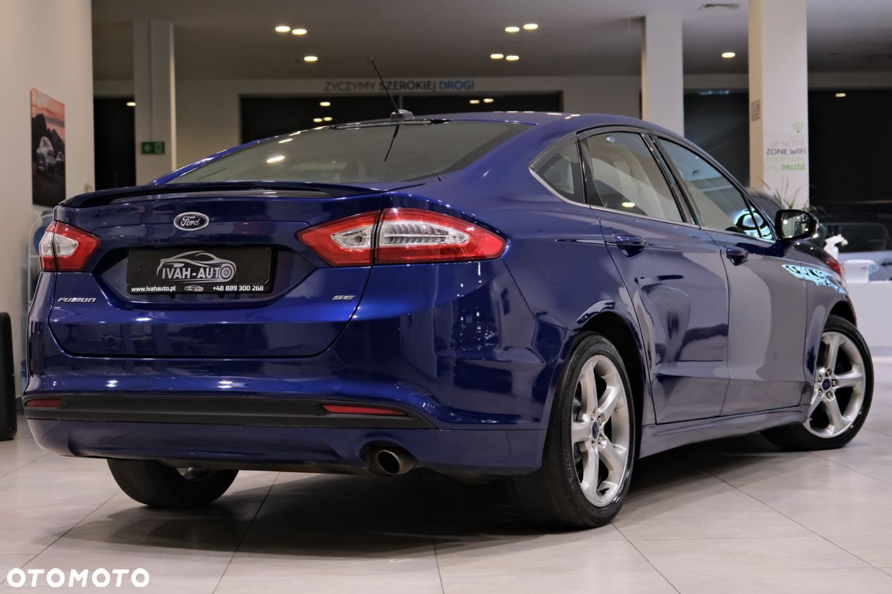 Ford Fusion - 5