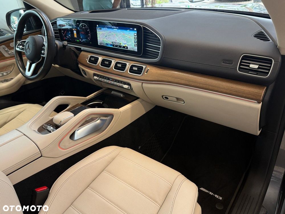 Mercedes-Benz GLS - 20