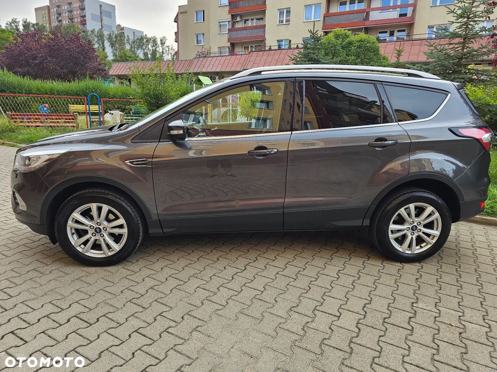 Ford Kuga - 2