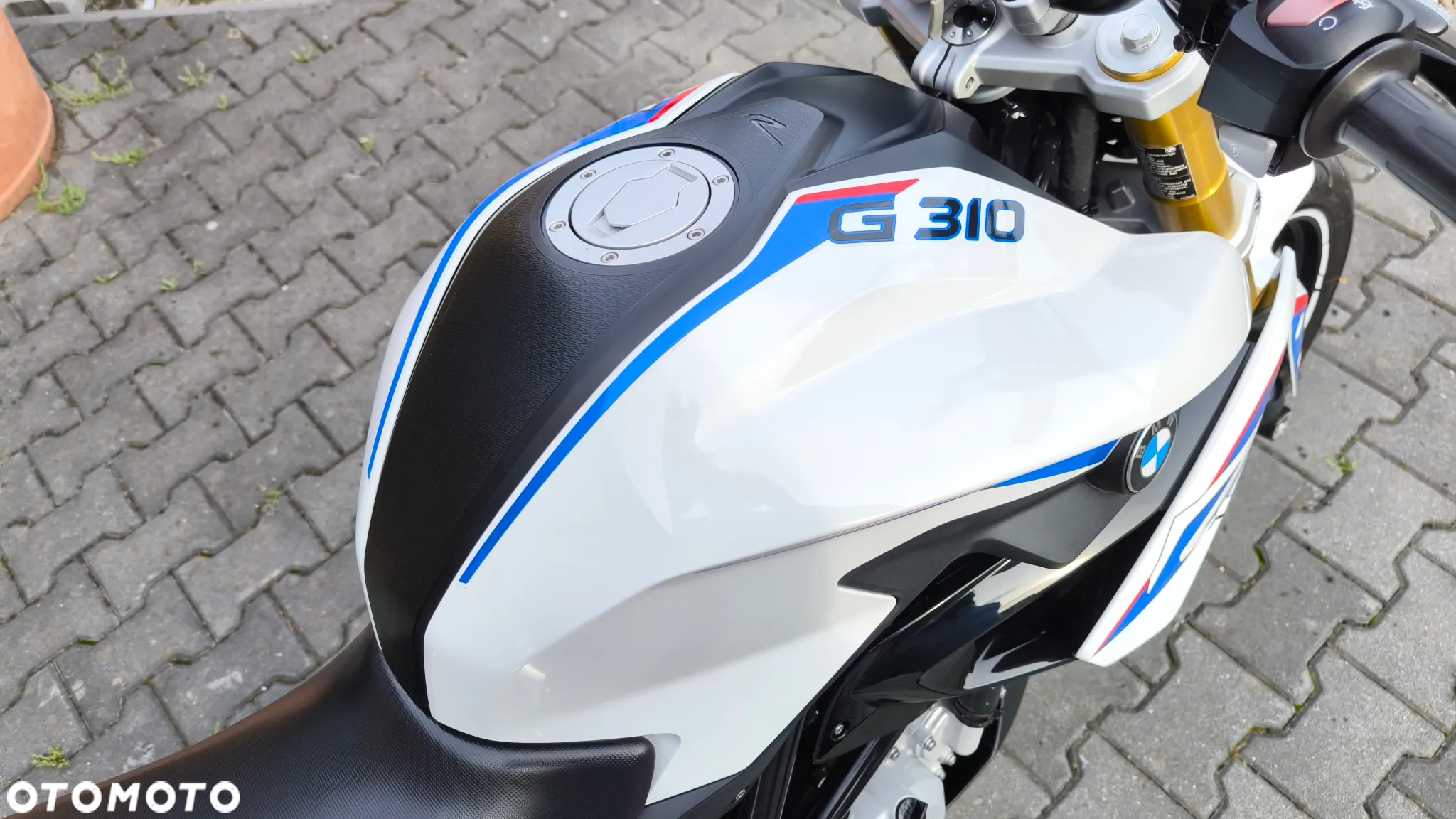 BMW G - 20