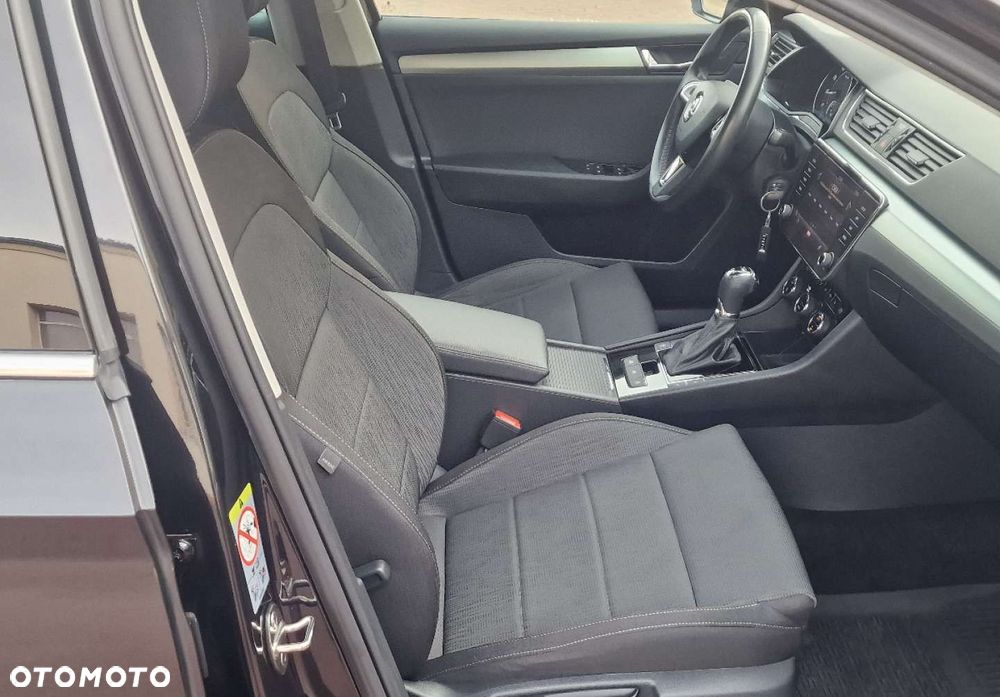 Skoda Superb - 19