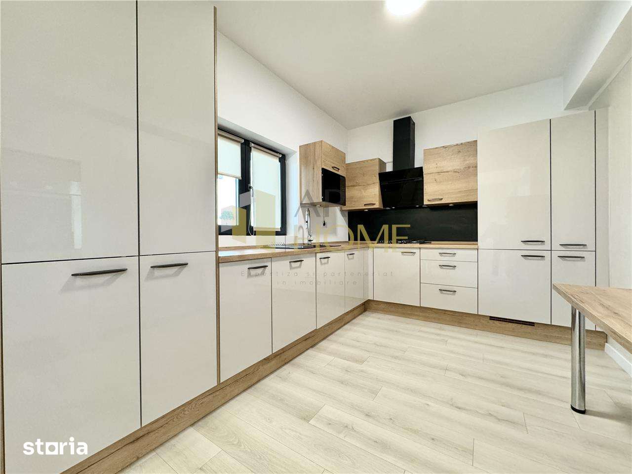 Casa 4 camere de lux, panouri fotovoltaice, MRS Country Ploiesti - Imagine principală: 5/20