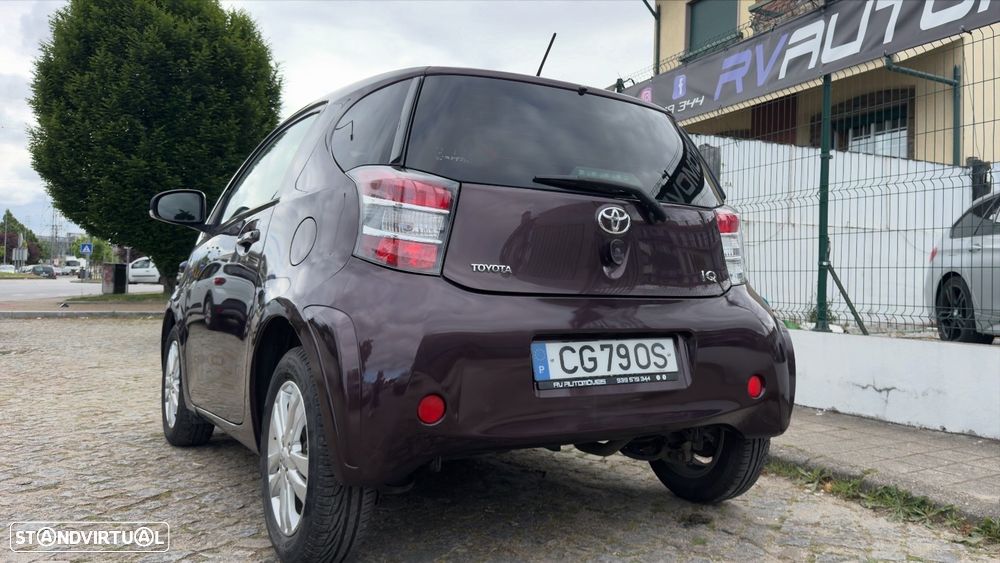 Toyota iQ 1.4 D-4D + - 3