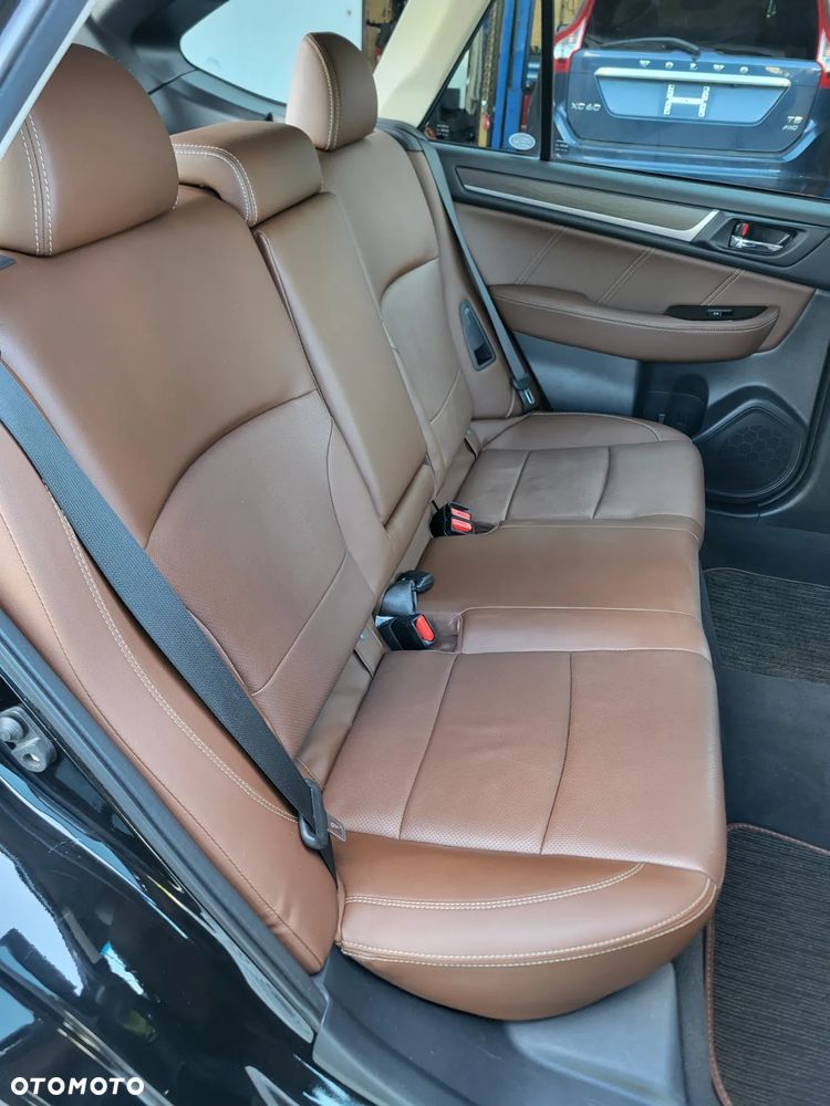 Subaru Outback - 16
