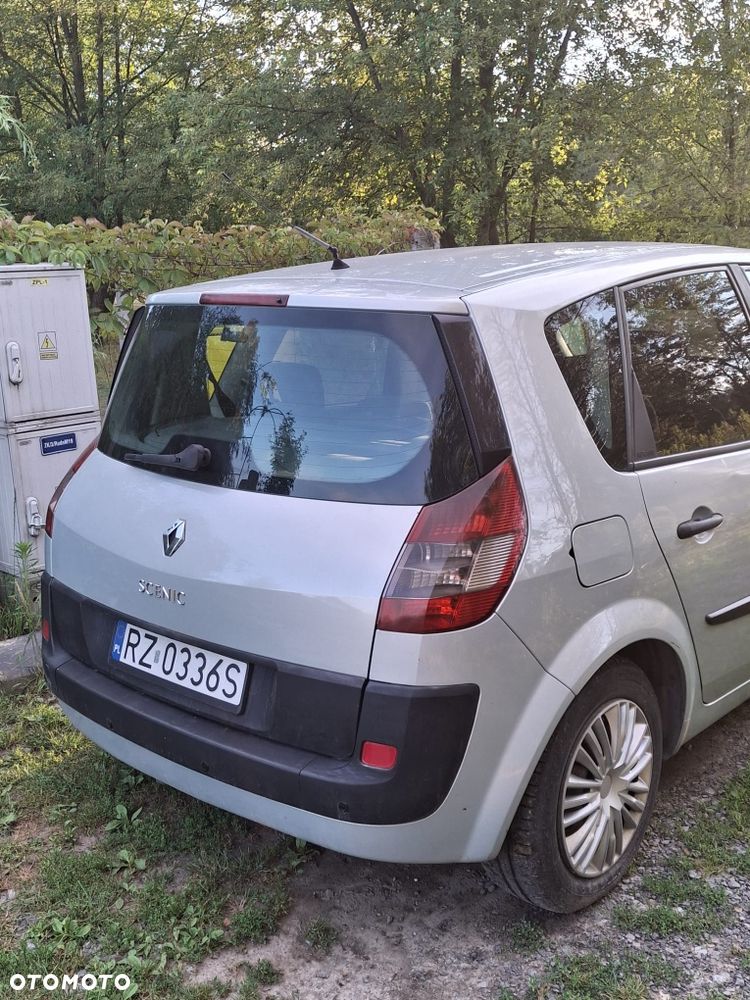 Renault Scenic - 2