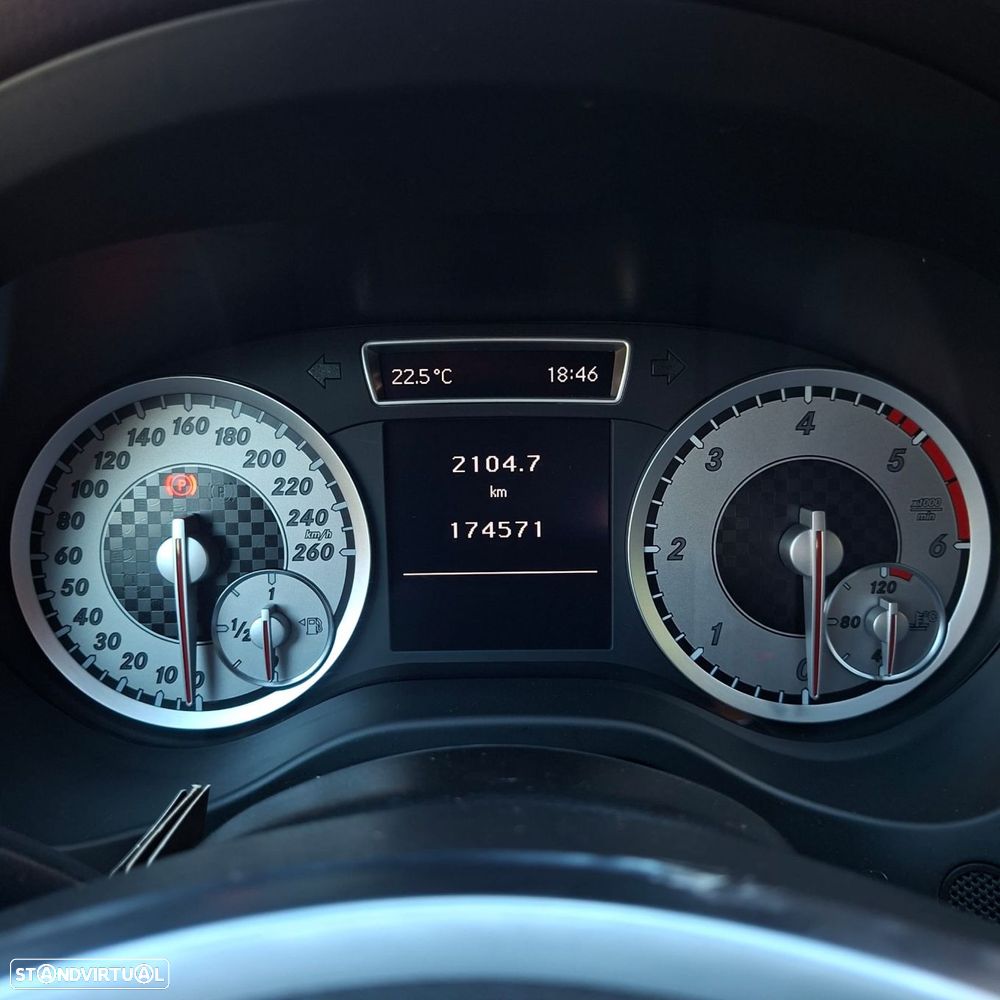 Mercedes-Benz A 180 - 20