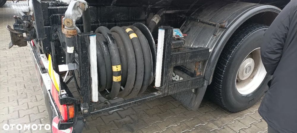 Scania B4X2 - 4