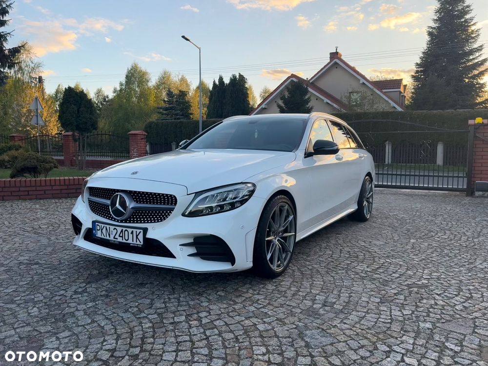 Mercedes-Benz Klasa C 200 9G-TRONIC AMG Line - 1