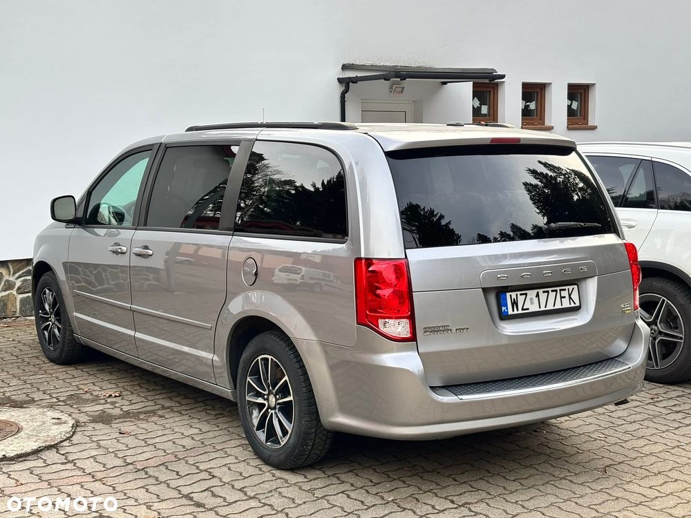Dodge Grand Caravan - 1