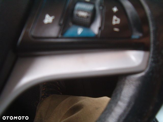 Chevrolet Cruze - 26