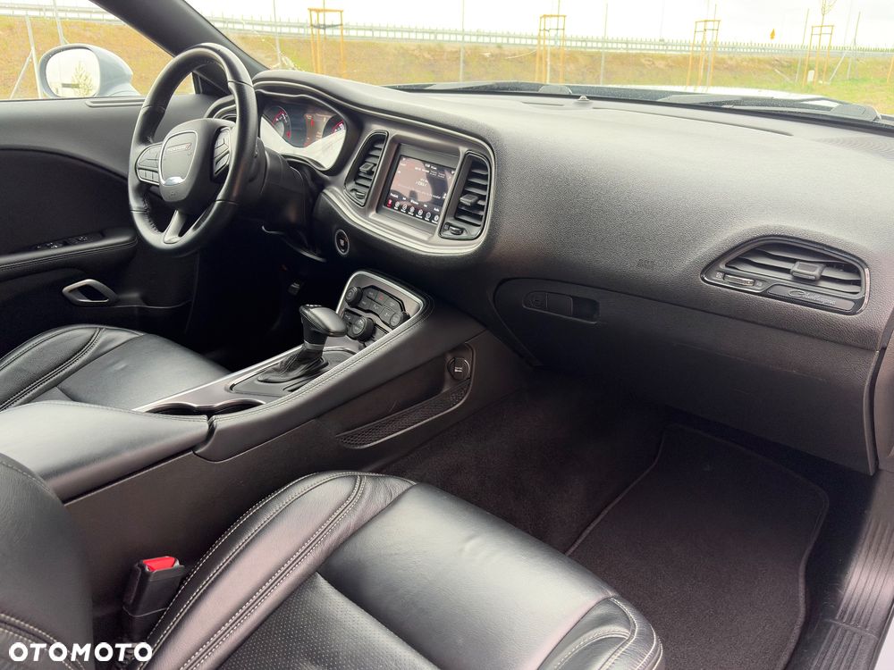 Dodge Challenger 3.6 GT AWD - 14