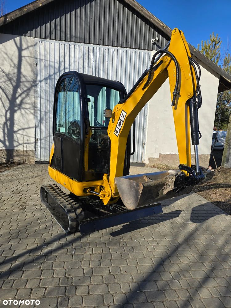 JCB 8018 - 2