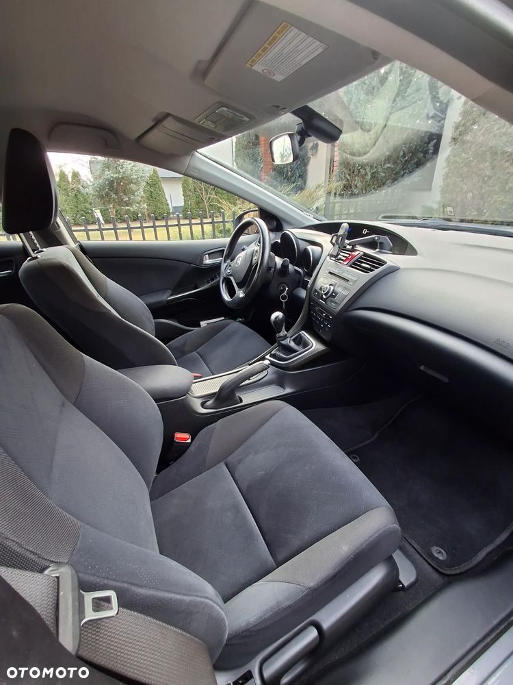 Honda Civic 1.8 Sport - 12