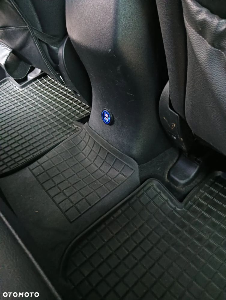 Hyundai ix35 2.0 CRDi 4WD Automatik Fifa World Cup Silver Edition - 11