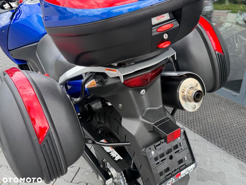 Suzuki V-STROM - 30