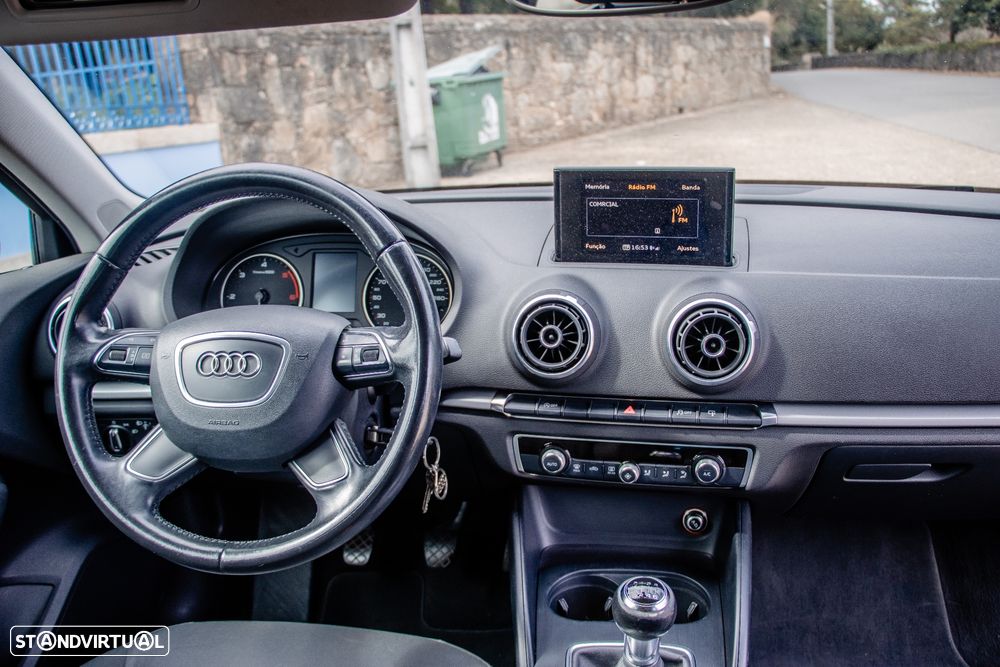 Audi A3 Sportback - 13
