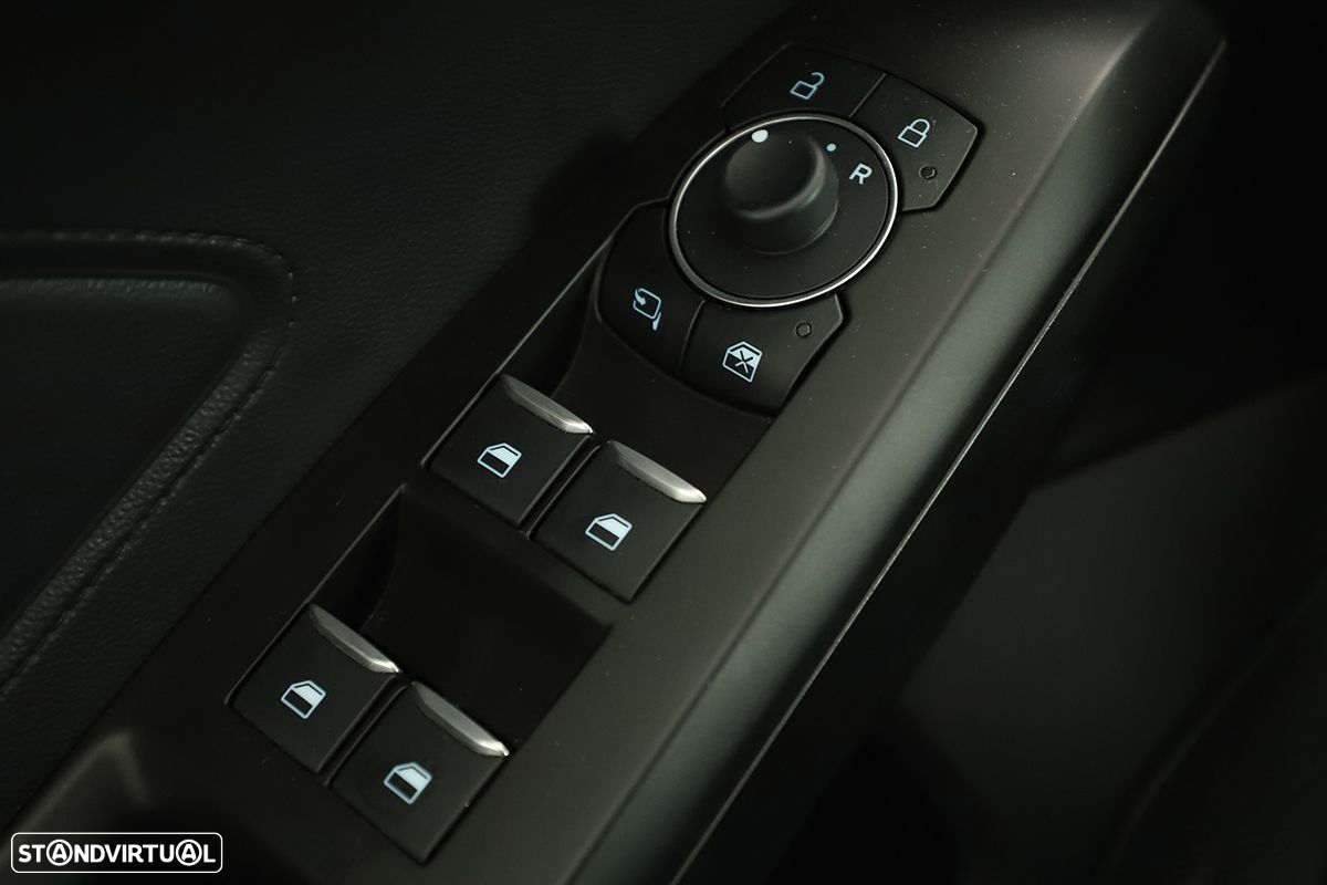 Ford Focus - 20