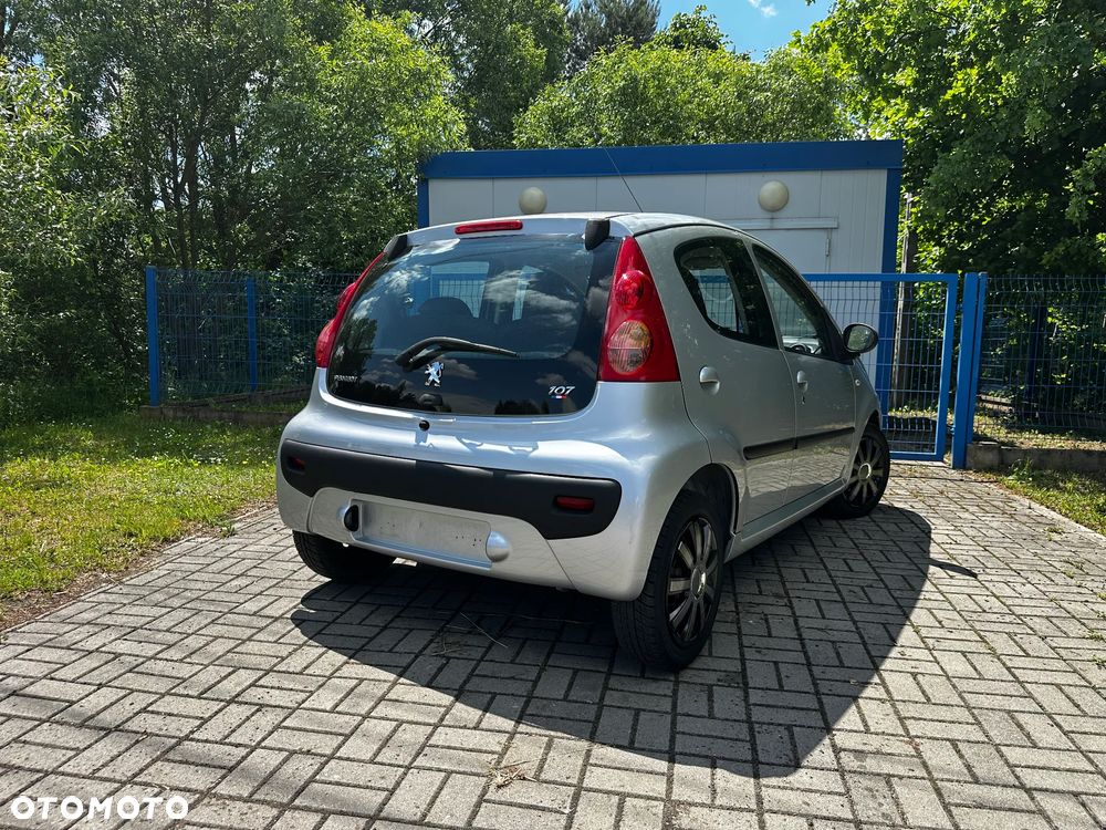 Peugeot 107 70 2-Tronic Filou - 7