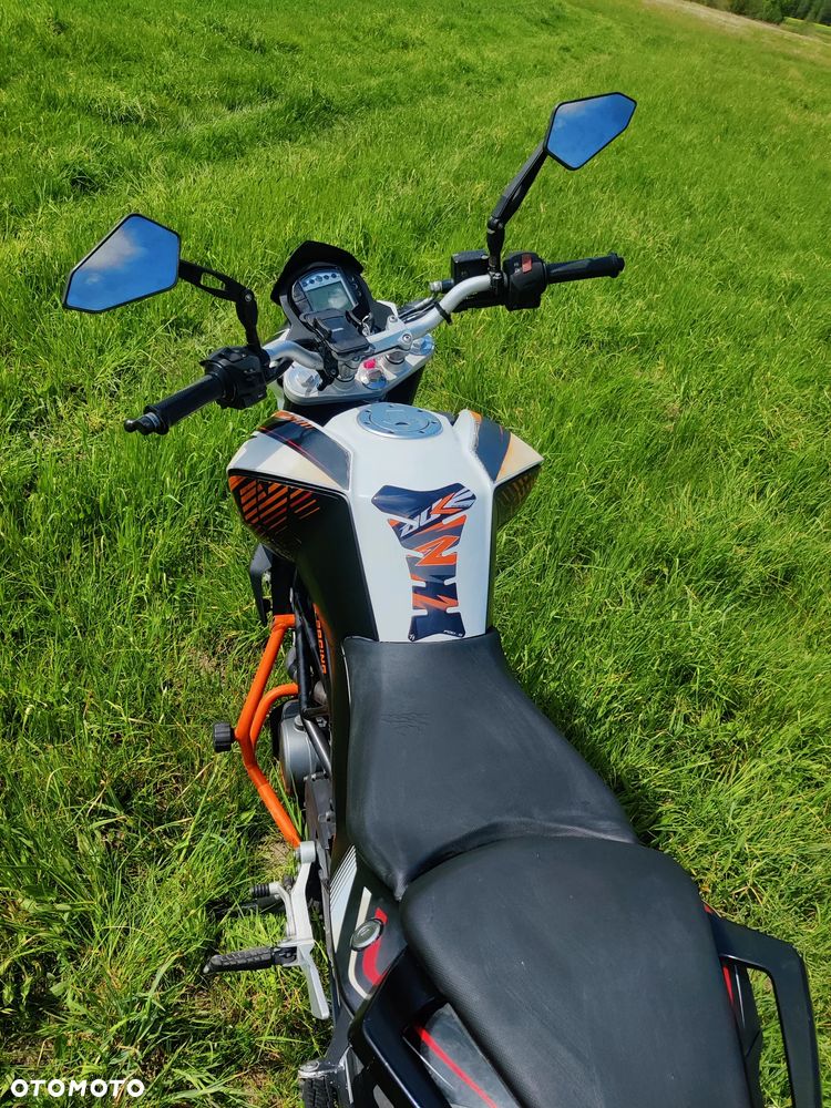 KTM Duke 125 - 9