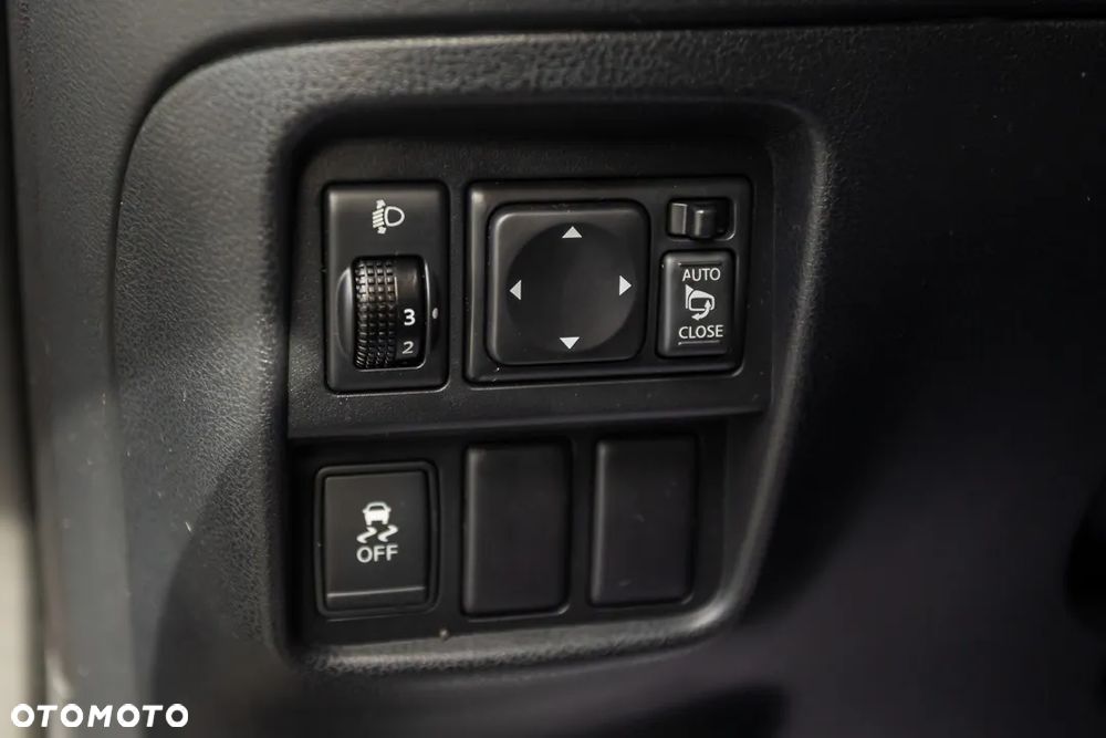 Nissan Juke 1.6 Visia S&S - 16