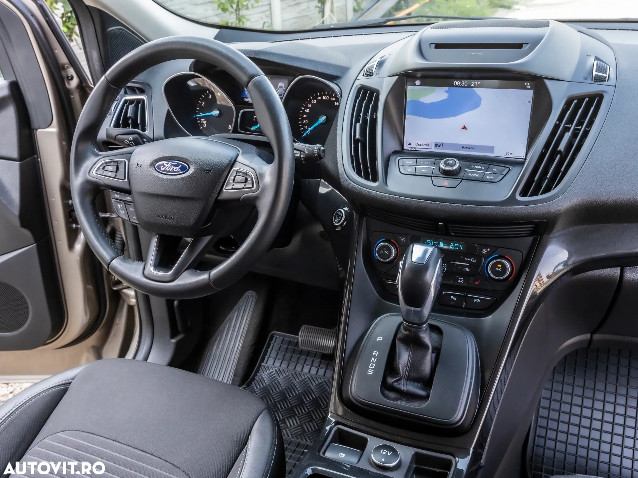 Ford Kuga 1.5 EcoBoost 2x4 Aut. Trend - 7