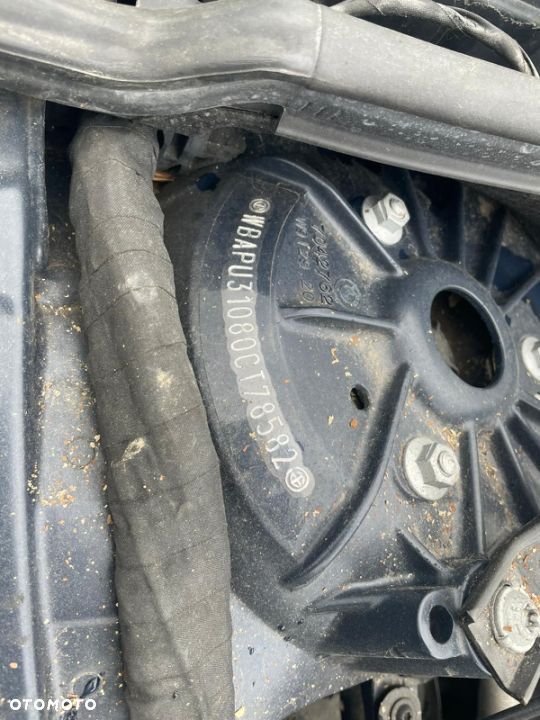 BMW 523i E61 na części - 4