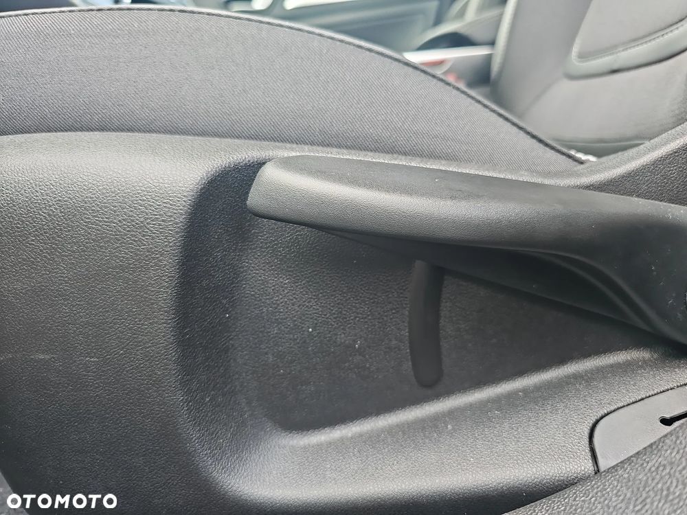 Renault Megane 1.3 TCe Techno EDC - 24