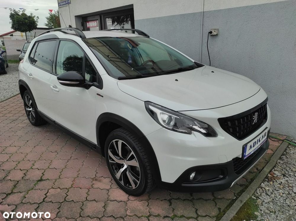 Peugeot 2008 - 8