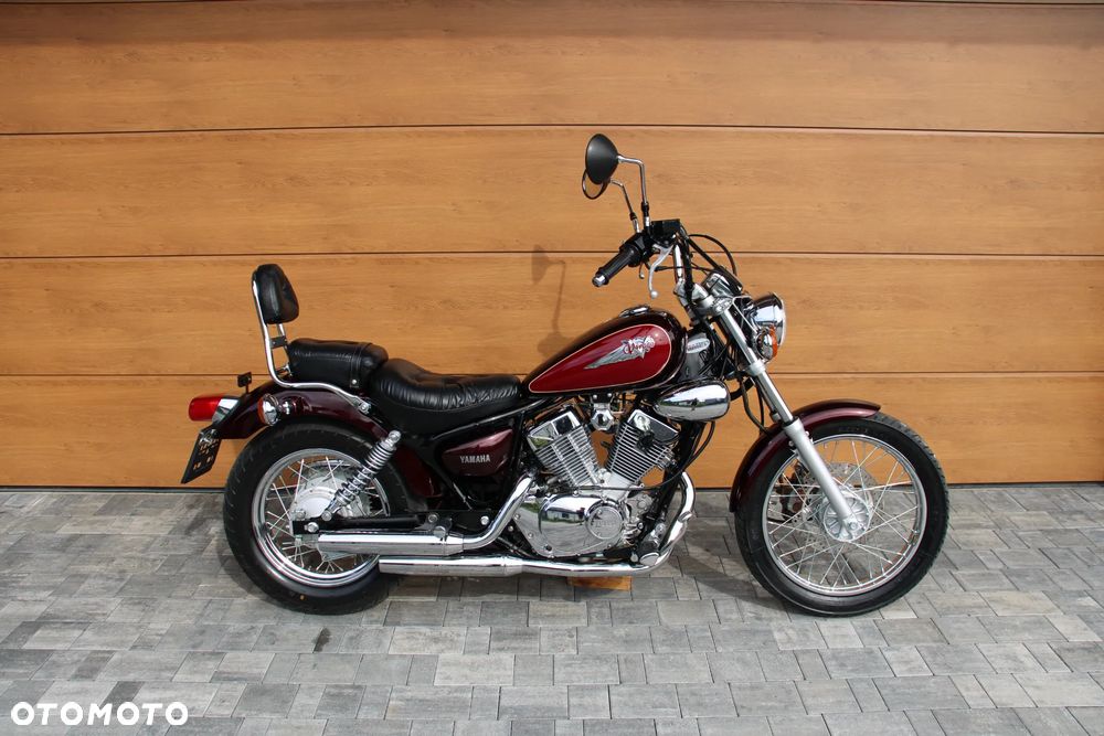 Yamaha XV - 17