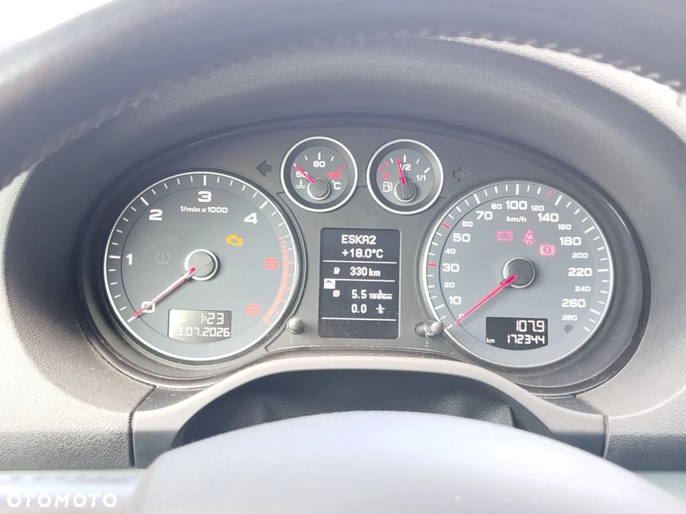 Audi A3 3-drzwiowe 2.0 TDI DPF Attraction - 23