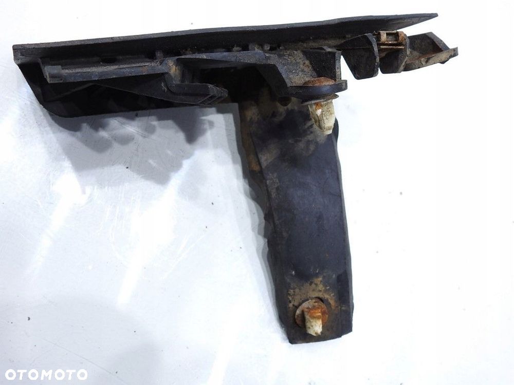 NAKŁADKA PROGU NADKOLA LEWY TYŁ VW GOLF V - 7