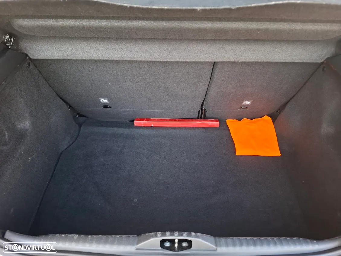 Citroën C3 1.2 PureTech Shine - 46