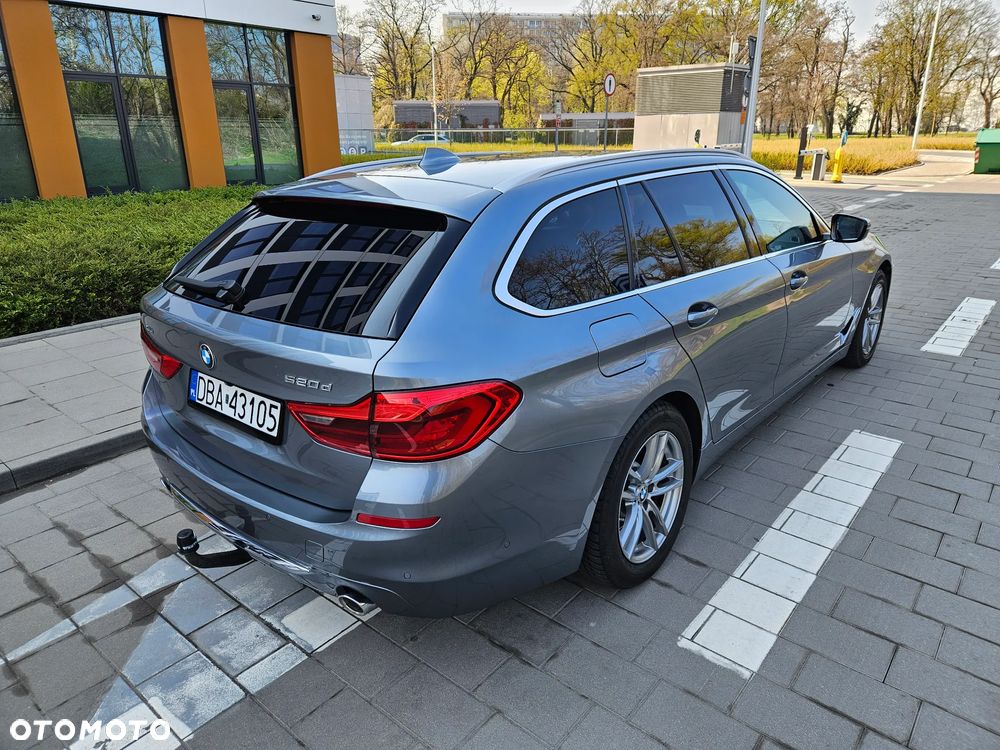 BMW Seria 5 520d xDrive Luxury Line - 8