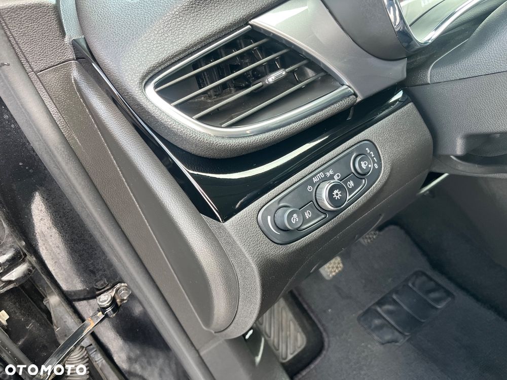 Opel Mokka X 1.4 T Design Line S&S - 15