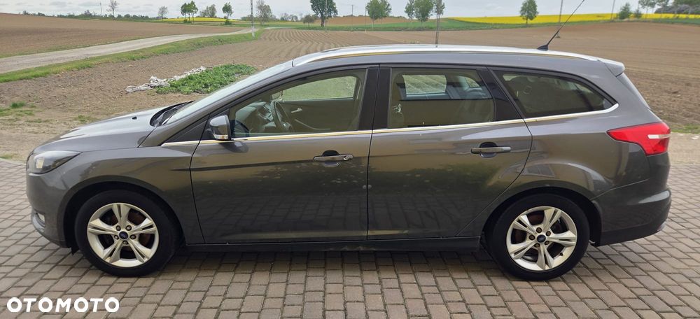 Ford Focus 1.0 EcoBoost Titanium - 8
