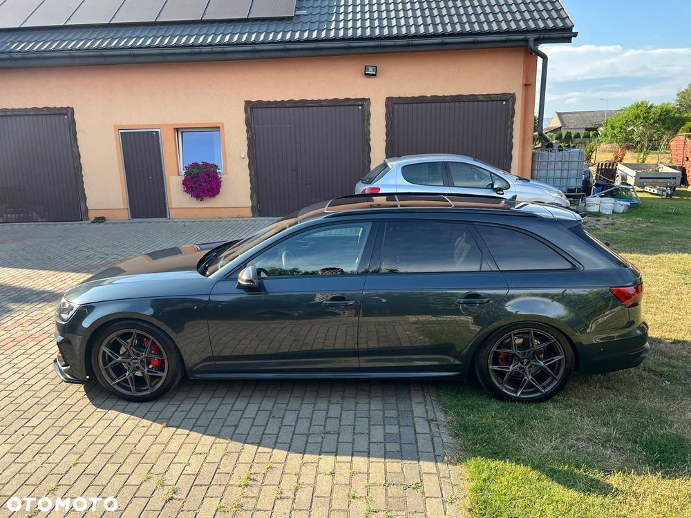 Audi A4 Avant 2.0 TDI Quattro S tronic - 12