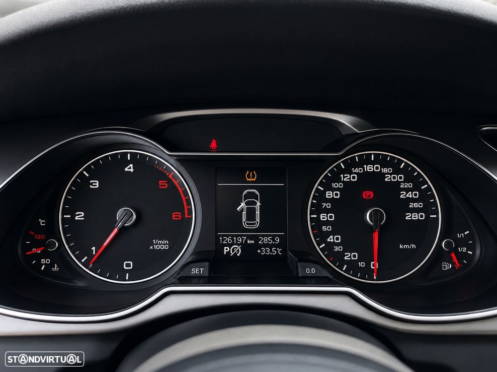 Audi A4 Avant 2.0 TDI S tronic sport - 17