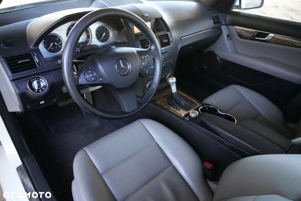 Mercedes-Benz Klasa C 350 7G-TRONIC SPORT EDITION - 9