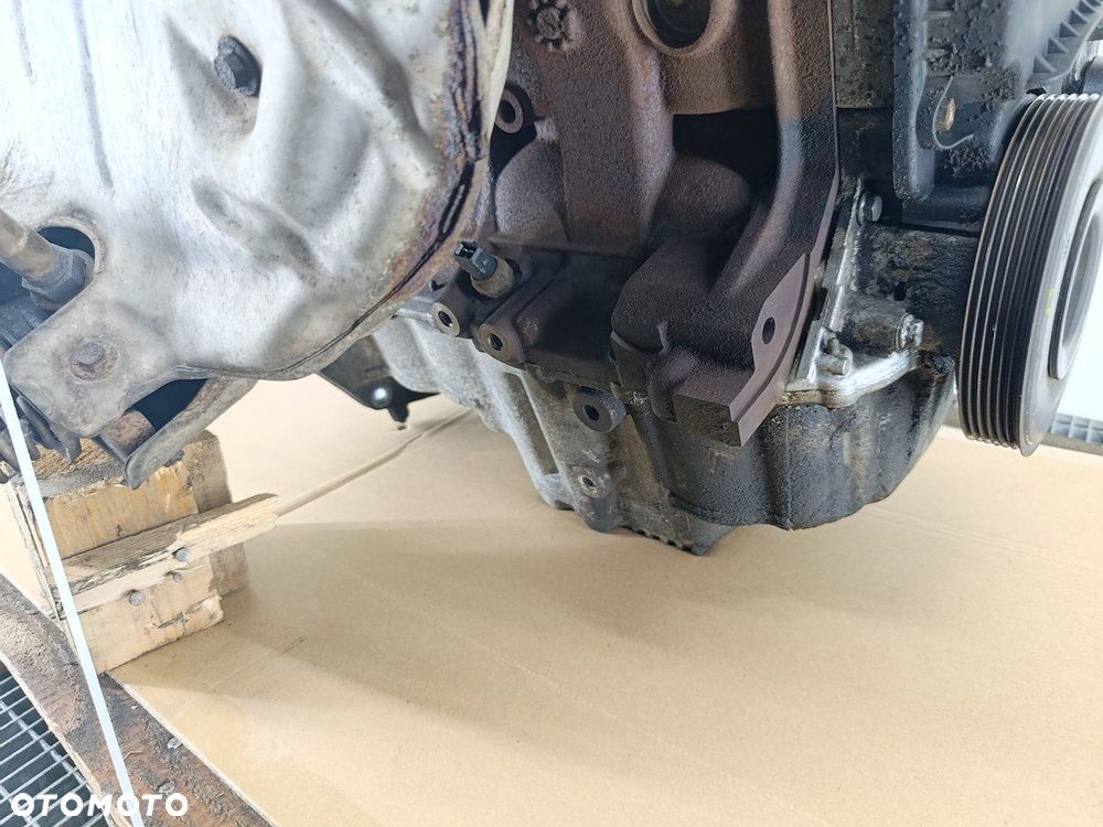 SILNIK RENAULT SCENIC II K4M812 1.6 16V - 5