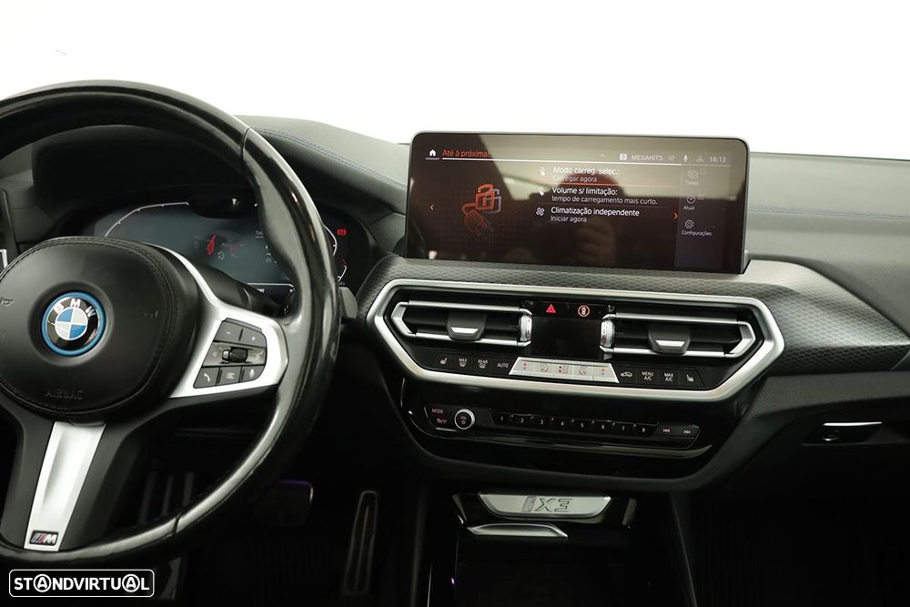 BMW iX3 M Sport Impressive - 10