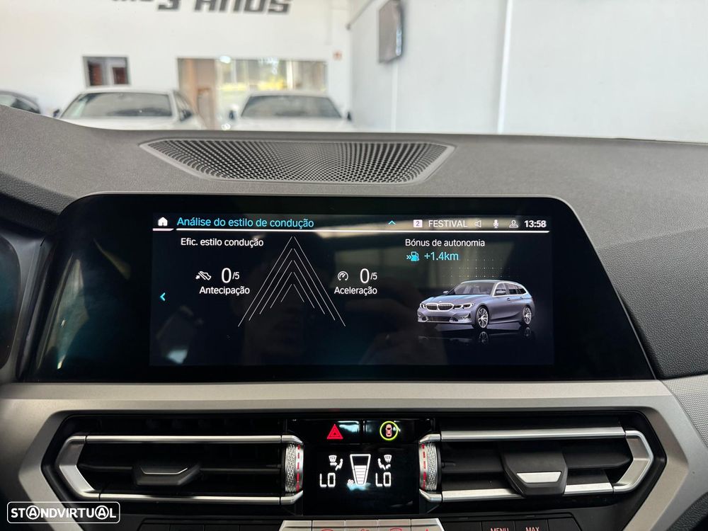 BMW 320 d Pack M Auto - 29