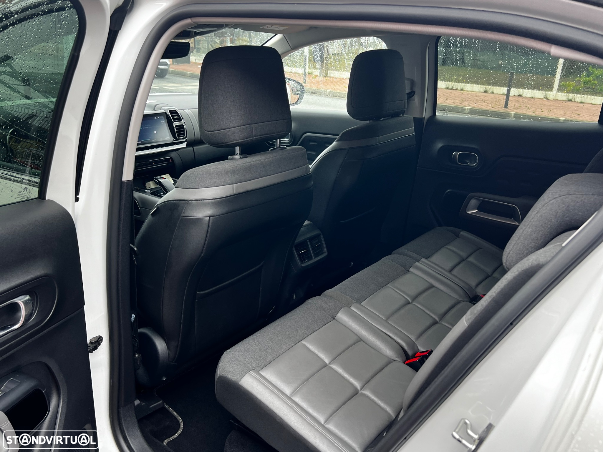Citroën C5 Aircross 1.6 Hybrid Shine e-EAT8 - 6