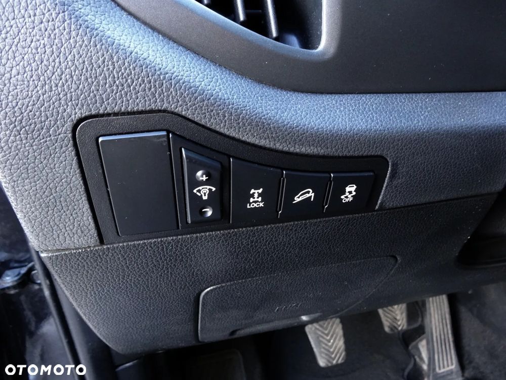 Kia Sportage 2.0 CRDI 4WD Dream-Team Edition - 33