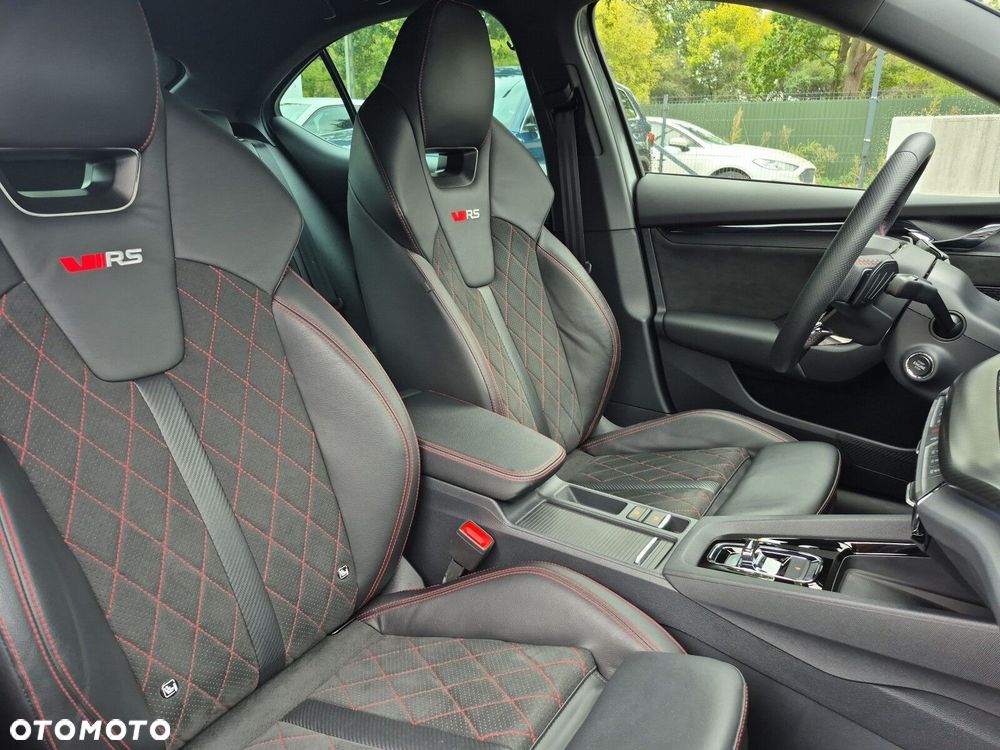 Skoda Octavia 2.0 TSI RS DSG - 12